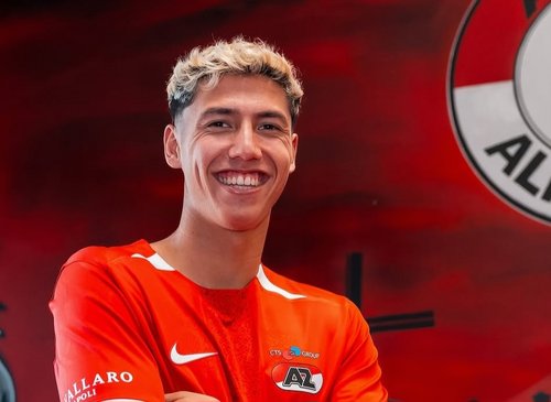 Julian Oerip tekent contract bij AZ