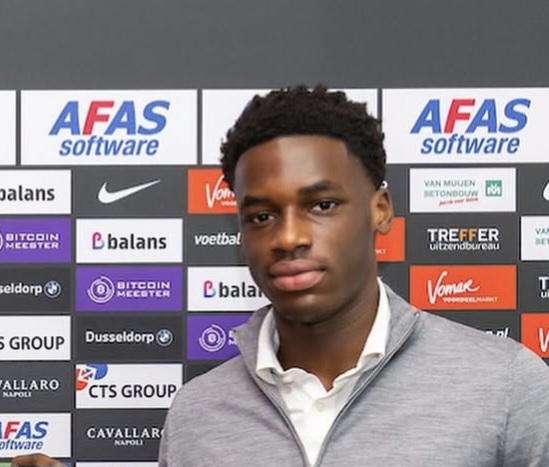 Ernest Poku legt uit waarom hij nog speelde terwijl hij rond was met Leverkusen