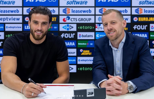 Wesley Hoedt keert terug bij AZ