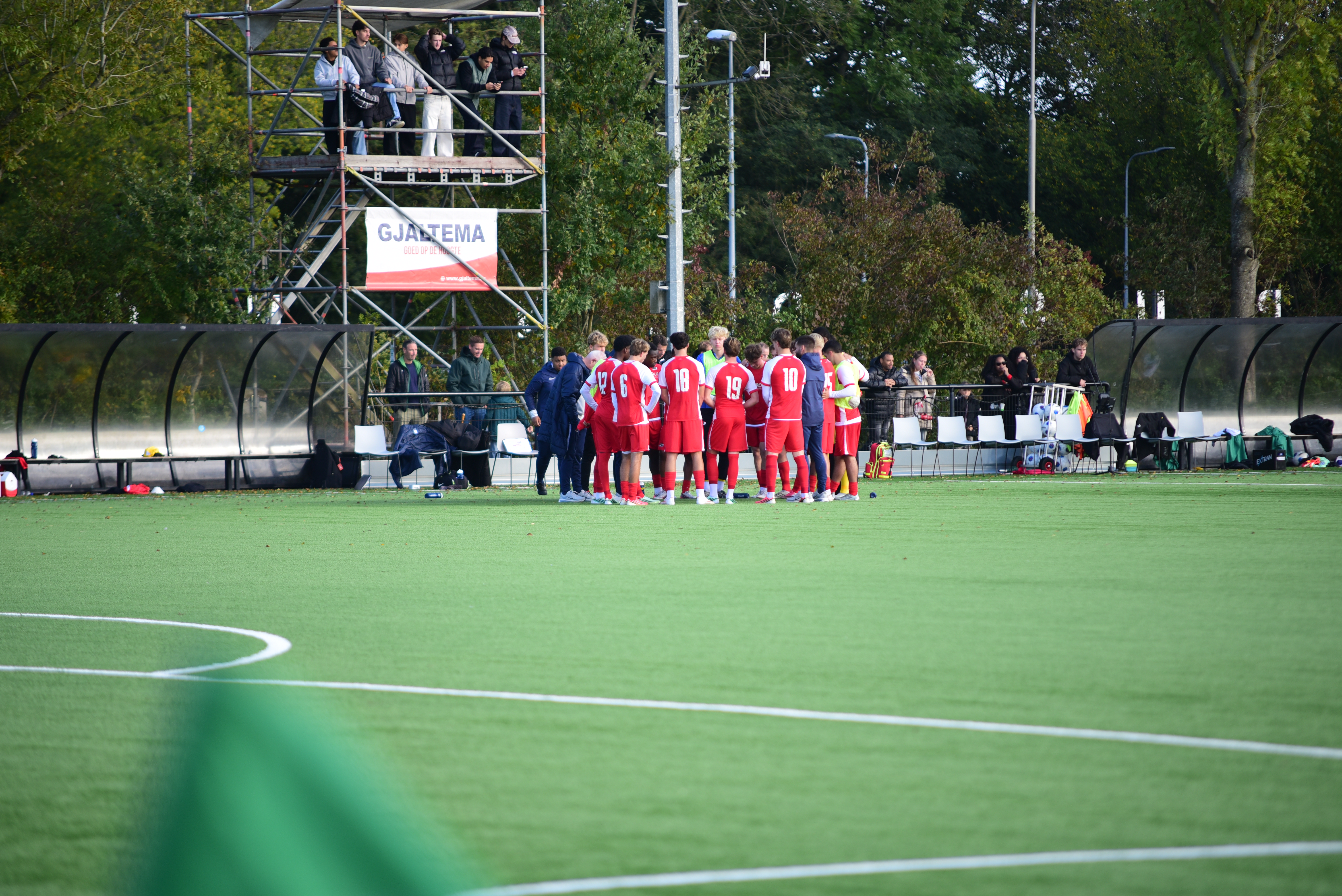 AZ Onder 19 speelt hun eerste Youth League duel thuis.